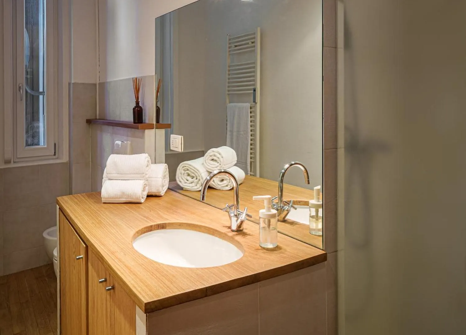 Accomodo Mib20 Bivano City Life Milan 0*,  Italy