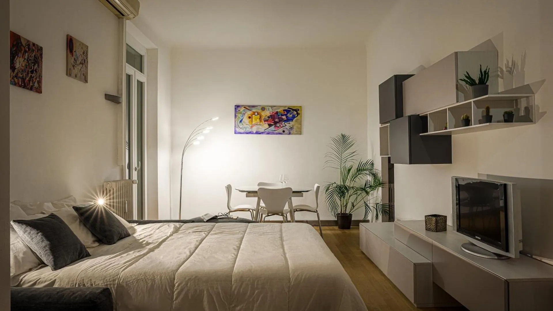 Accomodo Mib20 Bivano City Life Milan Italy